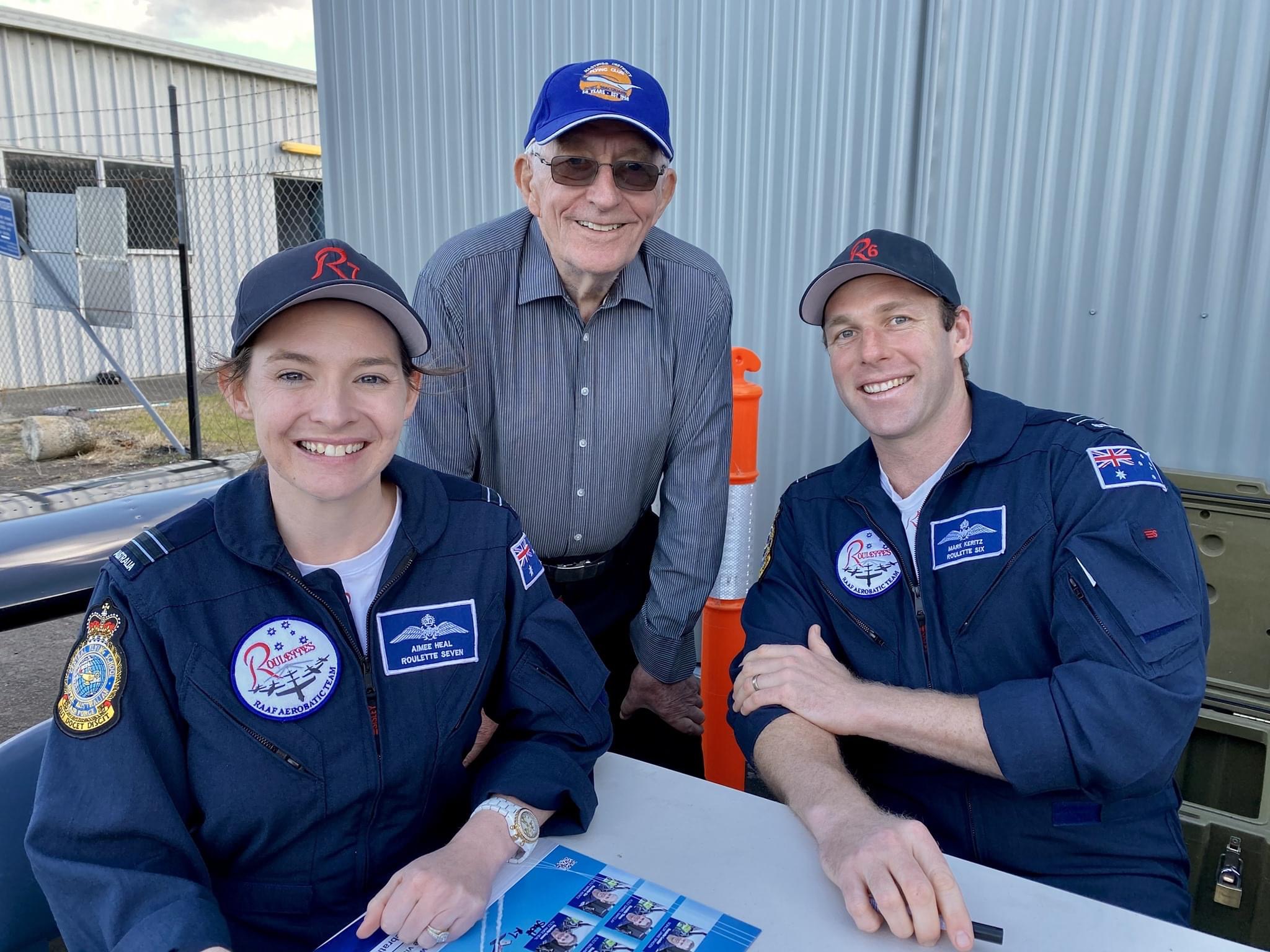 Aimee Heal (Roulette Seven) & Mark Keritz (Roulette Six) meet a fan